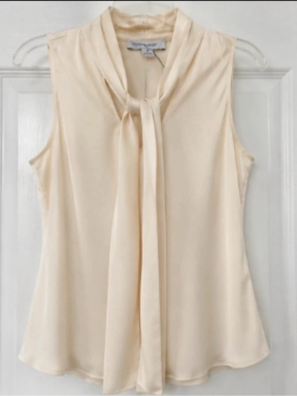 Nine West Ivory/Cream Tie-Neck Sleeveless Blouse M NWT